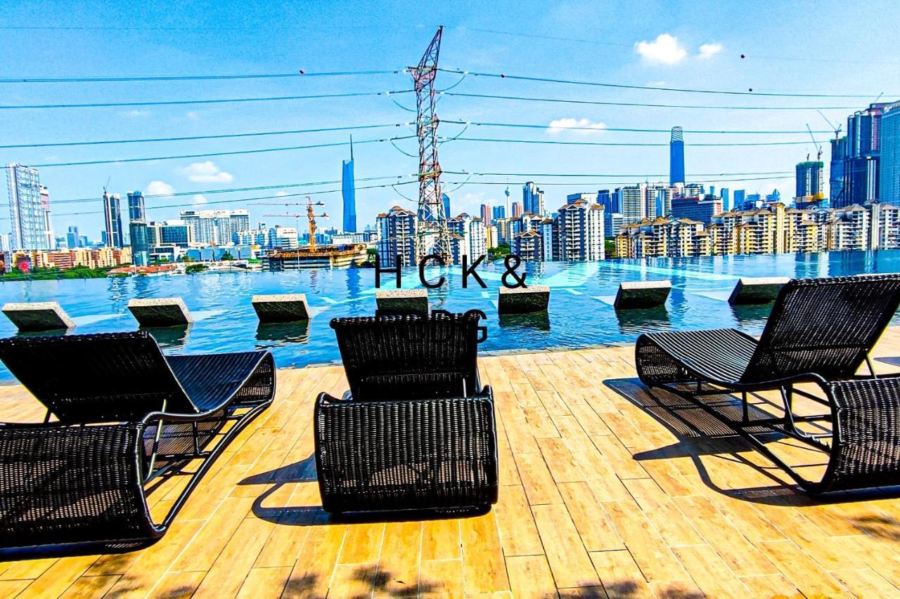 Sunset View At M-vertica By Hck *